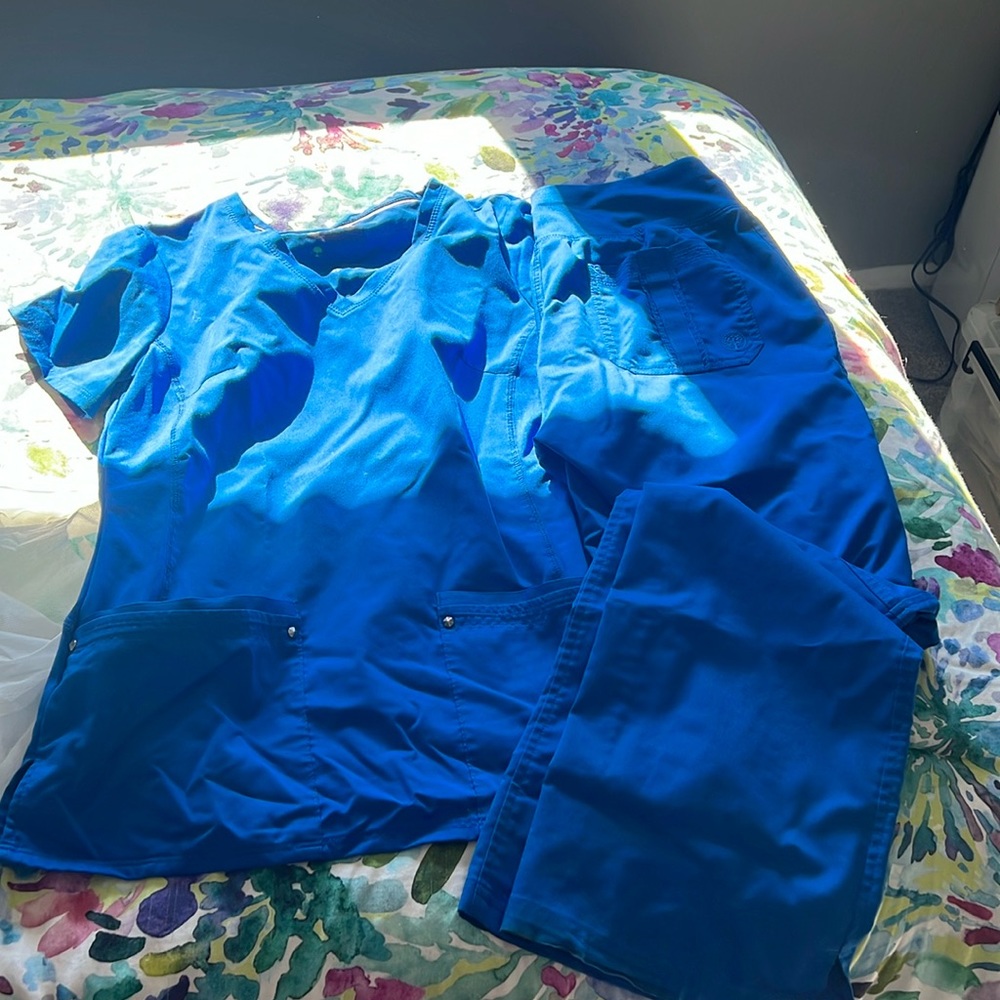XS Scrubs Healing Hands Purple label brand 
Great condition